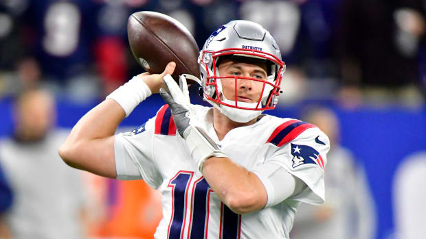Patriots quarterback Mac Jones